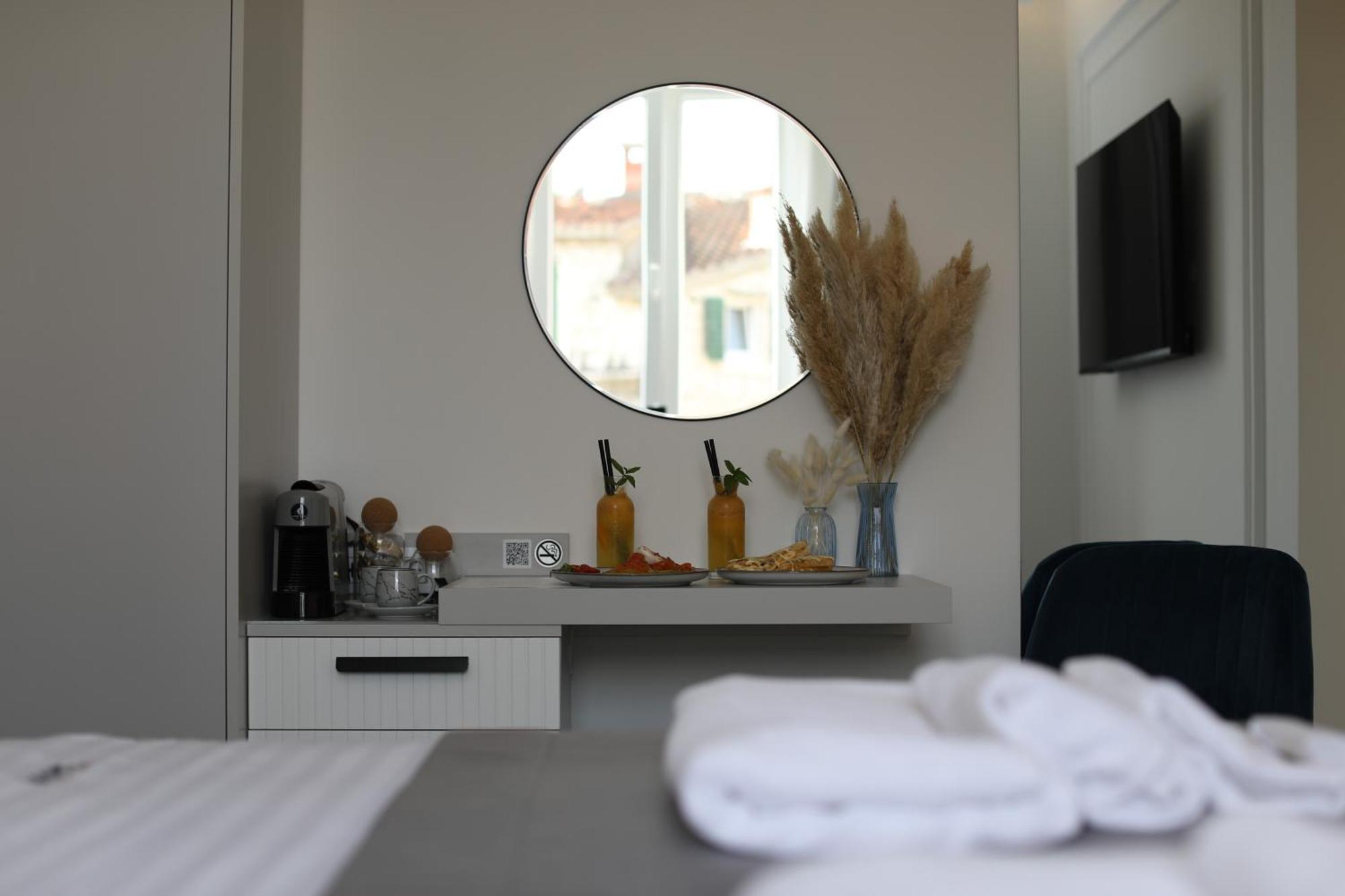 Ma Pe Luxury Rooms Split Room photo